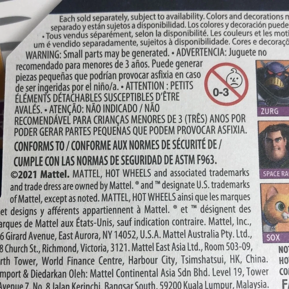 Disney hotwheels ligthyear cars